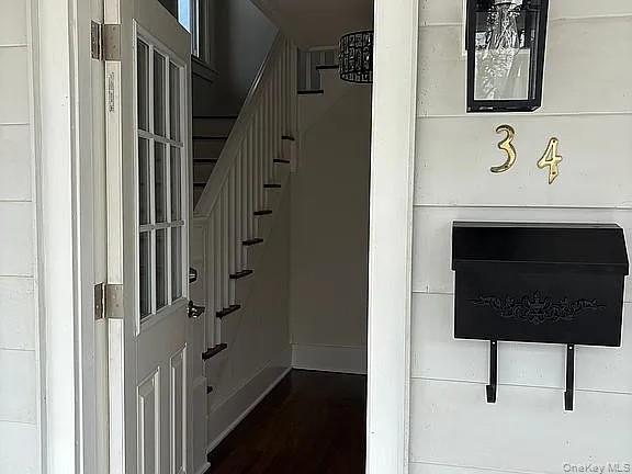 34 Kelsey Road Poughkeepsie, NY 12601 - Photo 2 of 32 Entryway