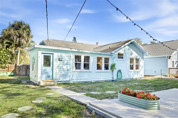a front view of house with yard