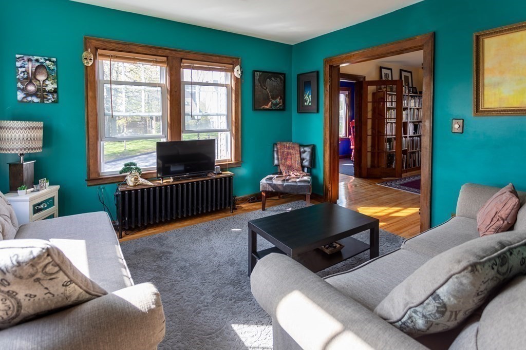 18 Angelo Street Worcester, MA 01604 - Photo 9 of 40 Gallery Image 9