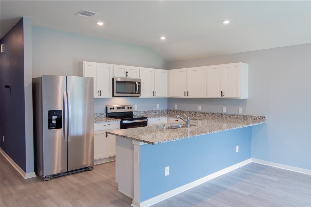 6021 Toby Bend Bryan, TX 77807 - Photo 3 of 20