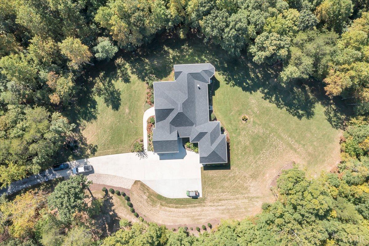699 Police Tower Road Appomattox, VA 24522 - Photo 3 of 66