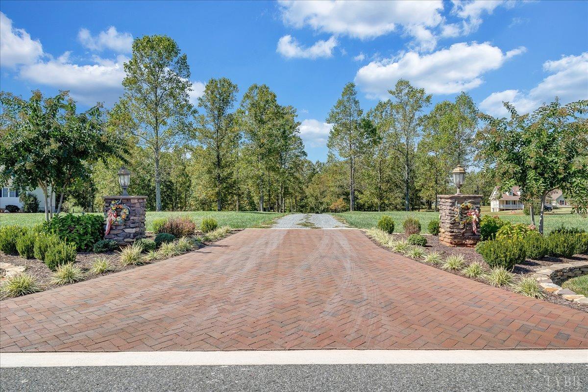 699 Police Tower Road Appomattox, VA 24522 - Photo 4 of 66