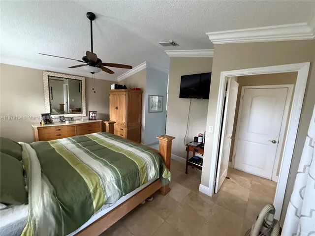 $670,000 | 1040 Southwest 153rd Terrace, Pembroke Pines, FL 33027