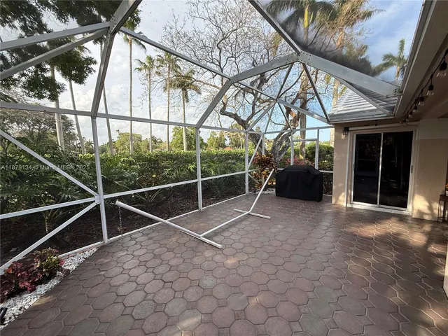 $670,000 | 1040 Southwest 153rd Terrace, Pembroke Pines, FL 33027