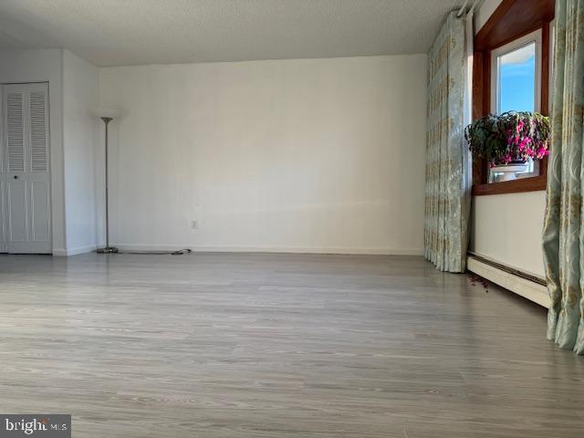 3257 Byberry Road Philadelphia, PA 19154 - Photo 14 of 36 Living Room