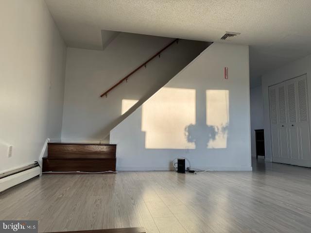 3257 Byberry Road Philadelphia, PA 19154 - Photo 16 of 36 Living Room View