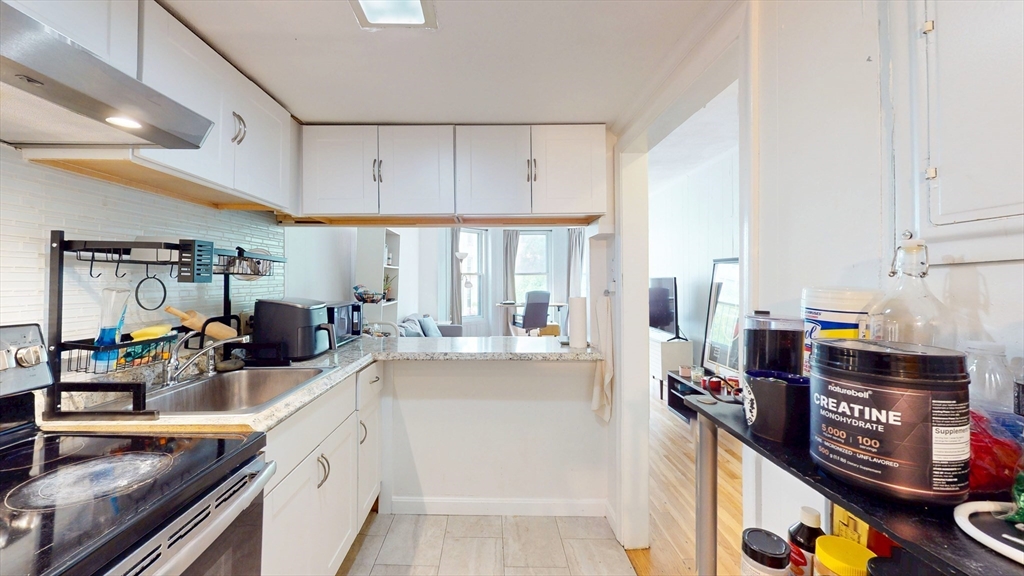 513 Beacon Street, Unit 5 Boston, MA 02215 - Photo 12 of 20