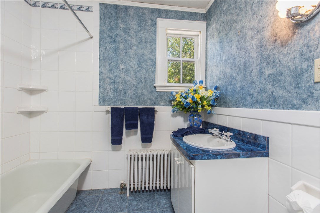 23 Shore Road Westerly, RI 02891 - Photo 18 of 31