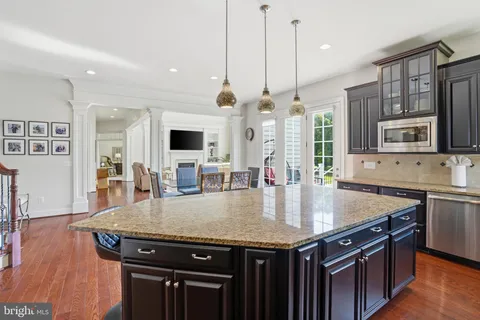 $1,799,888 | 7306 Bull Run Drive, Centreville, VA 20121