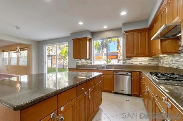 1821 Harrils Mill Avenue Chula Vista, CA 91913 - Photo 8 of 16 Gallery Image 8