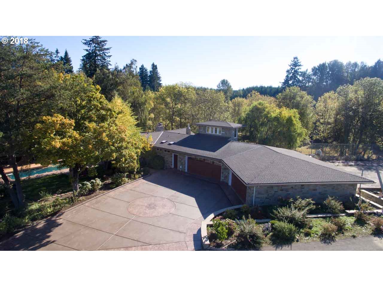 7030 Lardon Road Northeast Salem, OR 97305 - Photo 3 of 23