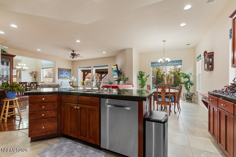 1698 Silver Thread Drive Reno, NV 89521 - Photo 14 of 38 1698 Silverthread Drive (14 of 38)