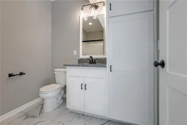 $578,950 | 7485 North Utica Avenue, Parkville, MO 64152