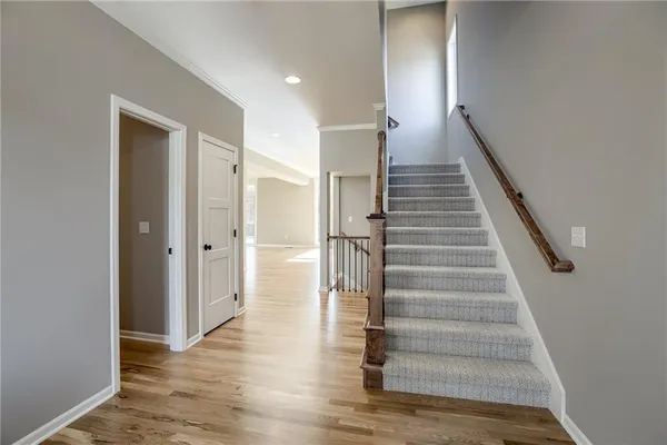$578,950 | 7485 North Utica Avenue, Parkville, MO 64152