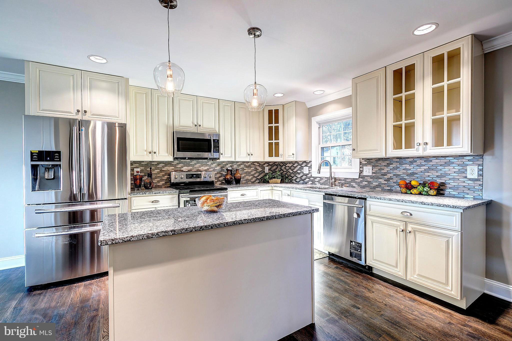 13412 Blenfield Road Phoenix, MD 21131 - Photo 8 of 30 Granite Countertops