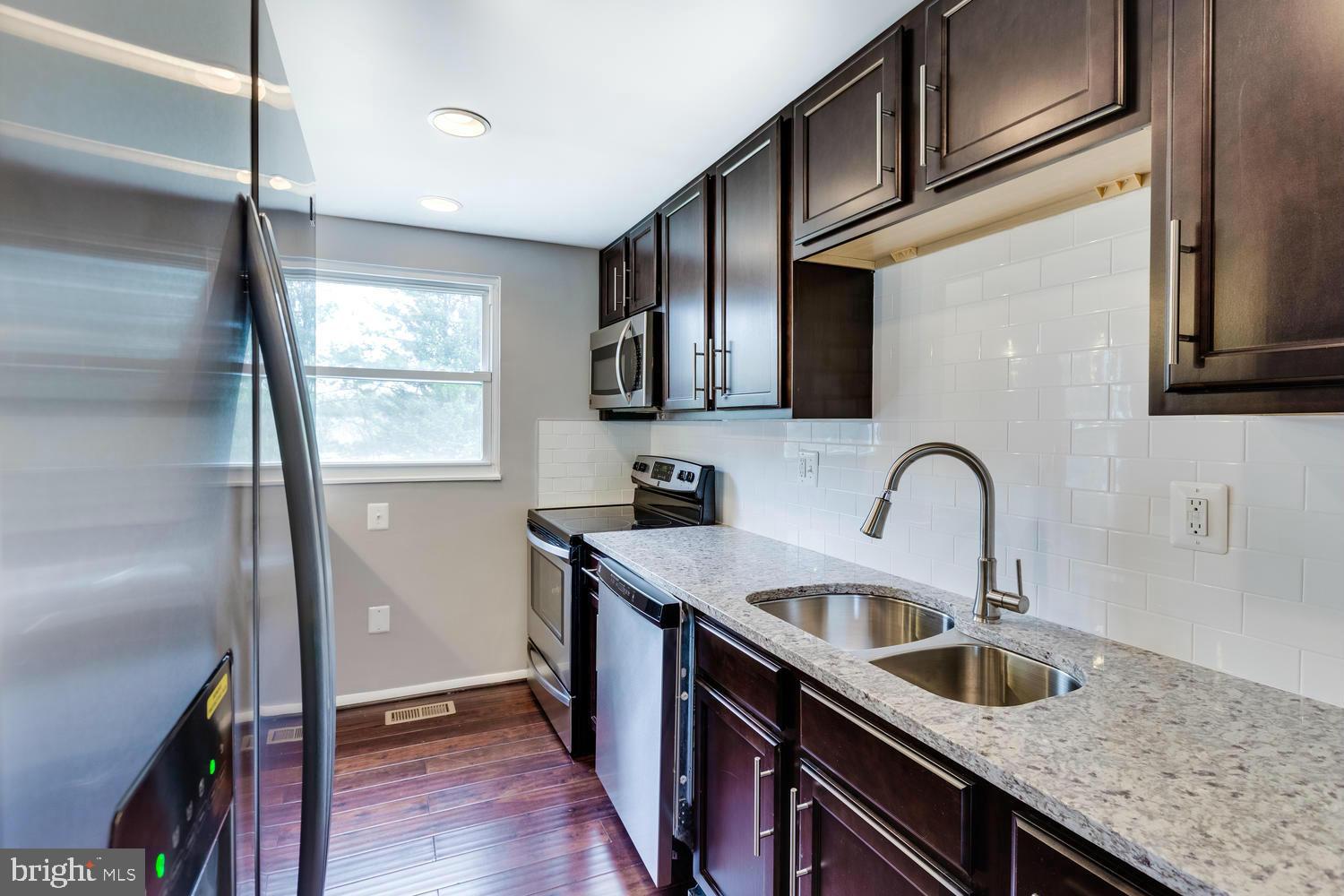 12706 Lunan Road Clinton, MD 20735 - Photo 15 of 43 Kitchen