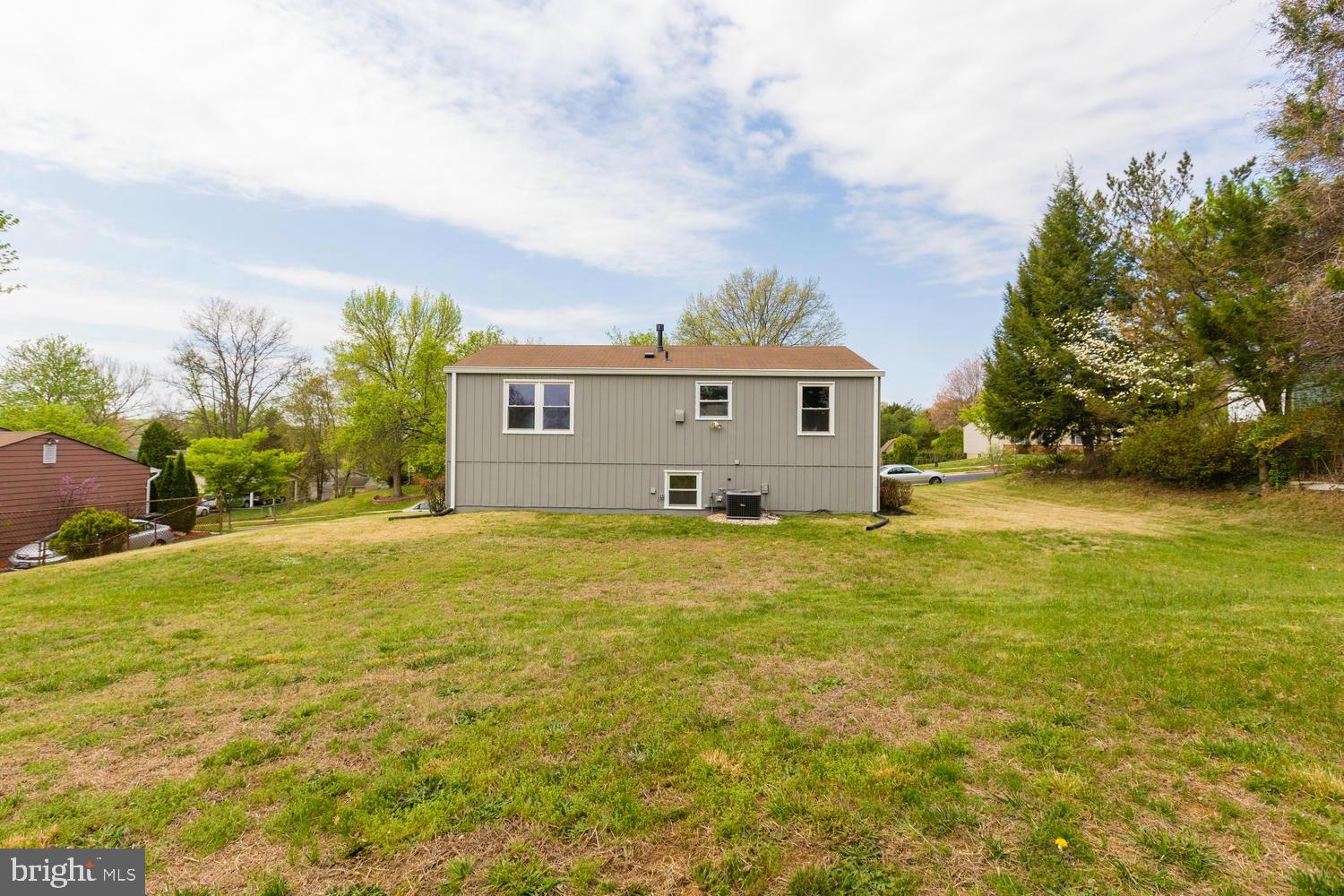 12706 Lunan Road Clinton, MD 20735 - Photo 25 of 43 Exterior (Rear)