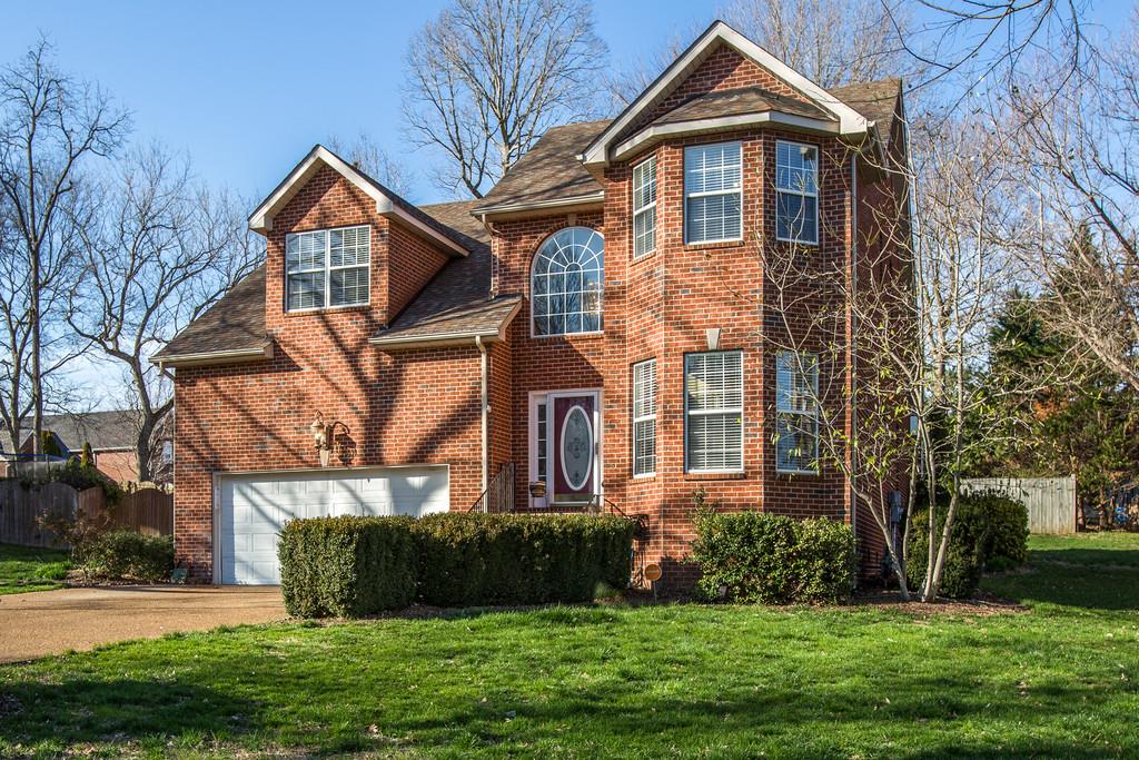 1612 Inverness Drive Spring Hill, TN 37174 - Photo 2 of 29 Gallery Image 2