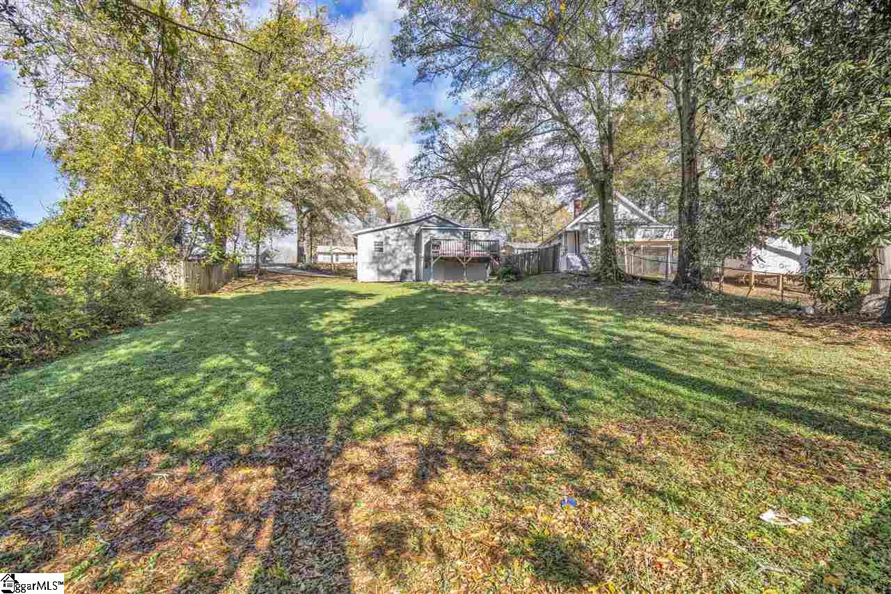 560 Lowndes Hill Road Greenville, SC 29607 - Photo 13 of 15 Gallery Image 13