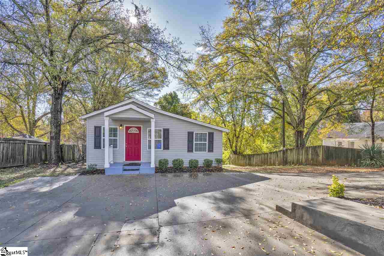 560 Lowndes Hill Road Greenville, SC 29607 - Photo 14 of 15 Gallery Image 14