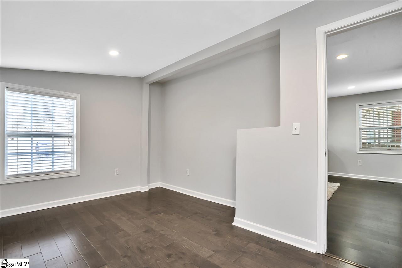 560 Lowndes Hill Road Greenville, SC 29607 - Photo 8 of 15 Gallery Image 8