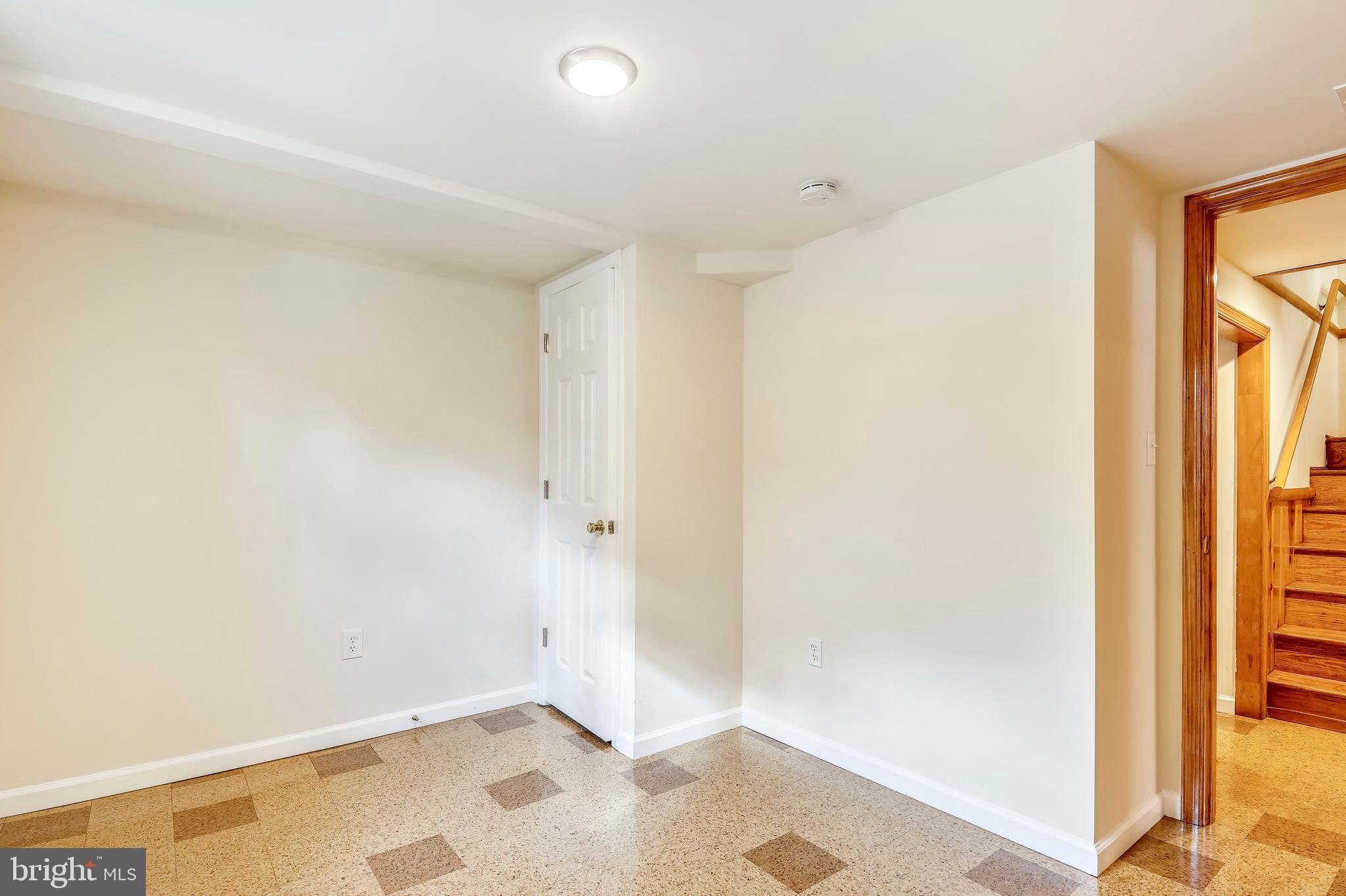 911 Whitehall Street Silver Spring, MD 20901 - Photo 42 of 68 Gallery Image 42