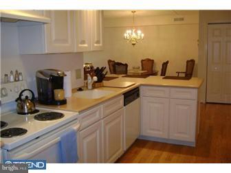 404 Brandon Road Eagleville, PA 19403 - Photo 4 of 12 Kitchen