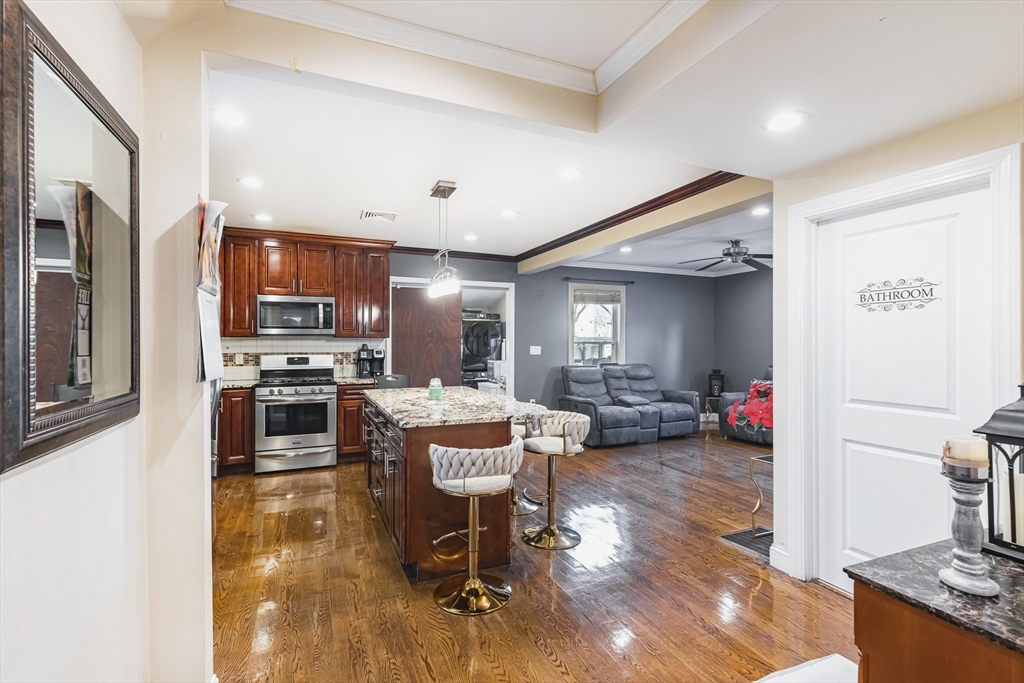 12 Warren Place Lynn, MA 01902 - Photo 11 of 40