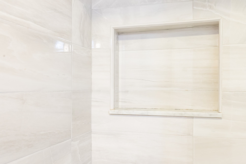 12 Warren Place Lynn, MA 01902 - Photo 32 of 40