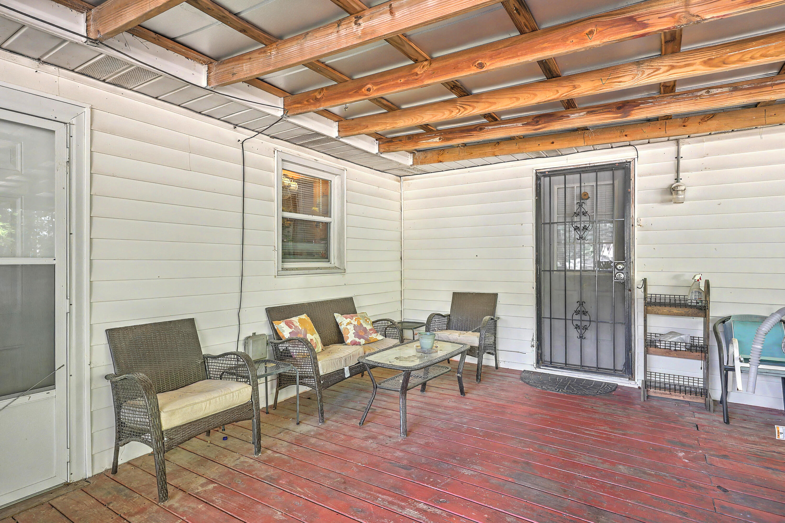 104 Saluda Street Hampton, SC 29924 - Photo 23 of 25 Back Deck