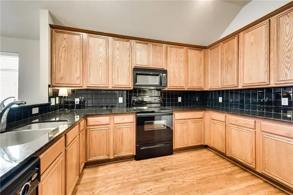 $2,350 | 5421 Ridgepass Lane, McKinney, TX 75071