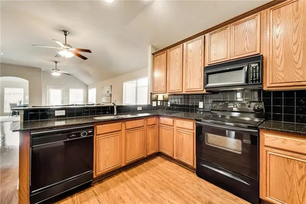 $2,350 | 5421 Ridgepass Lane, McKinney, TX 75071