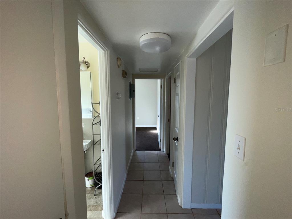 632 Cardinal Street Ocoee, FL 34761 - Photo 5 of 29 a view of a hallway