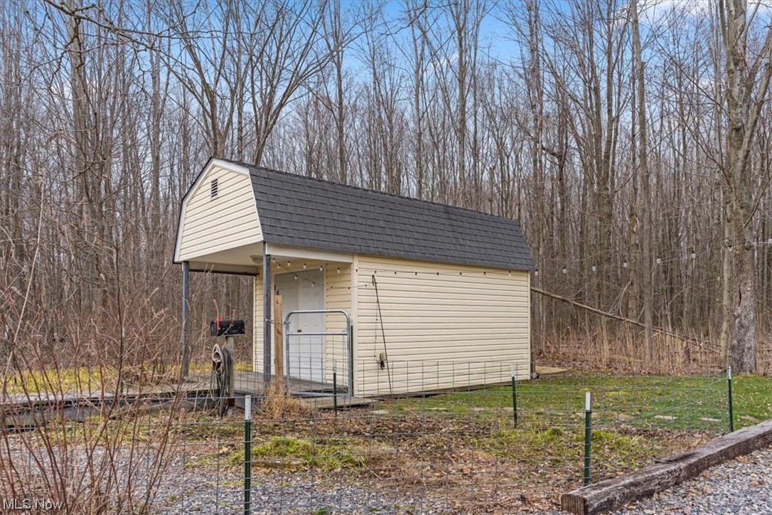 3850 North County Line Road Geneva, OH 44041 - Photo 12 of 35 Shed