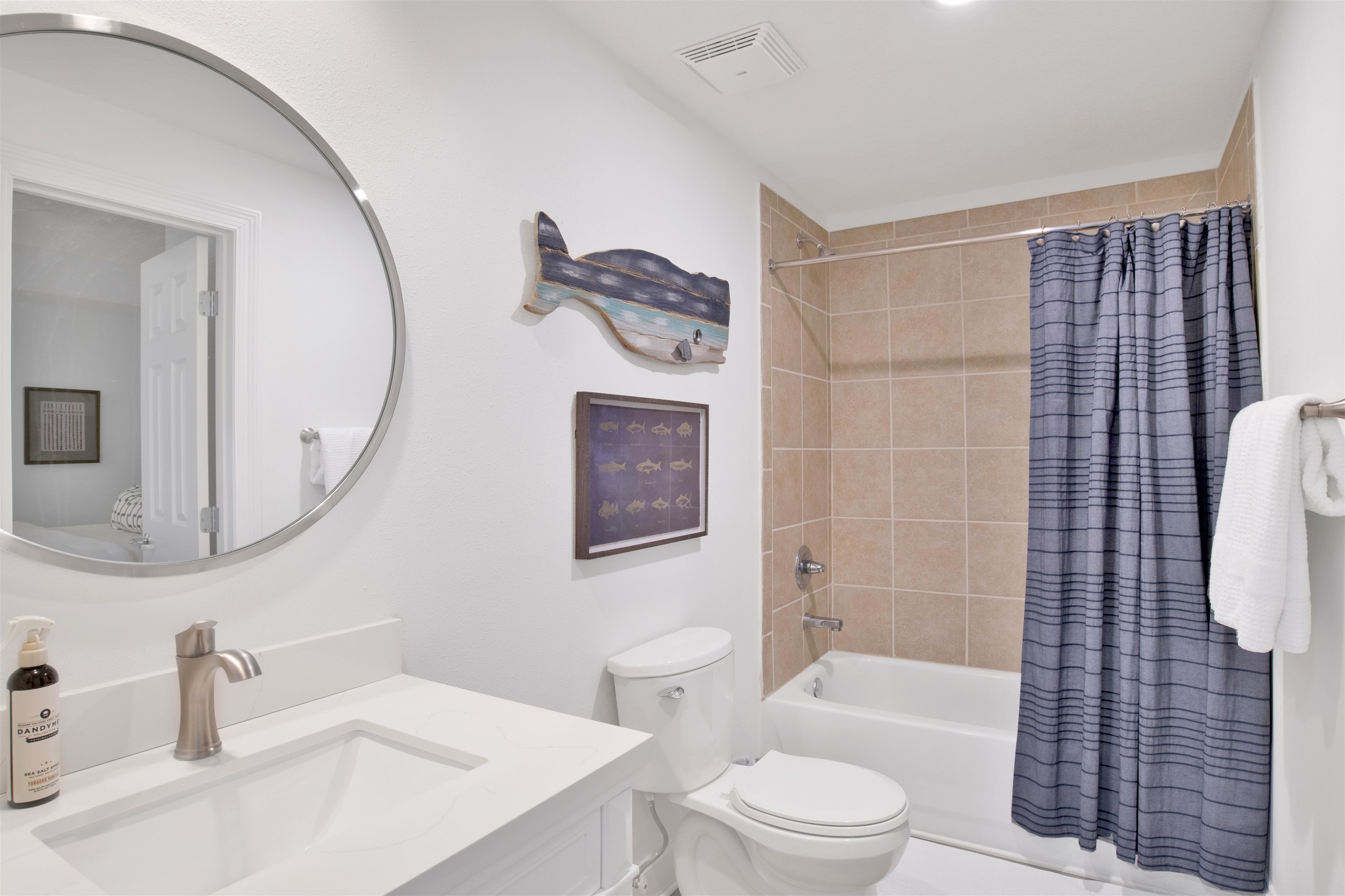 27800 Canal Road, Unit 310 Orange Beach, AL 36561 - Photo 16 of 31 Bathroom