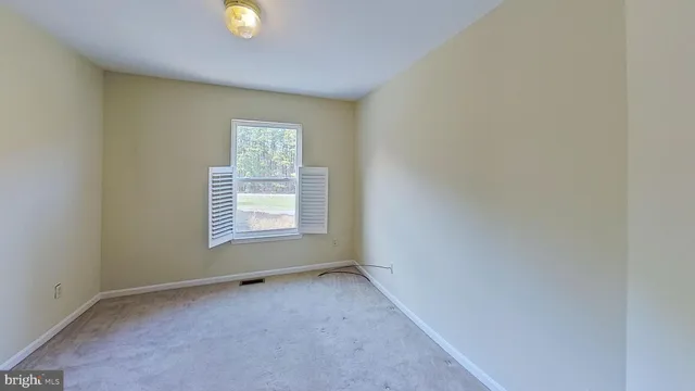 $2,000 | 48369 Surfside Drive, Lexington Park, MD 20653