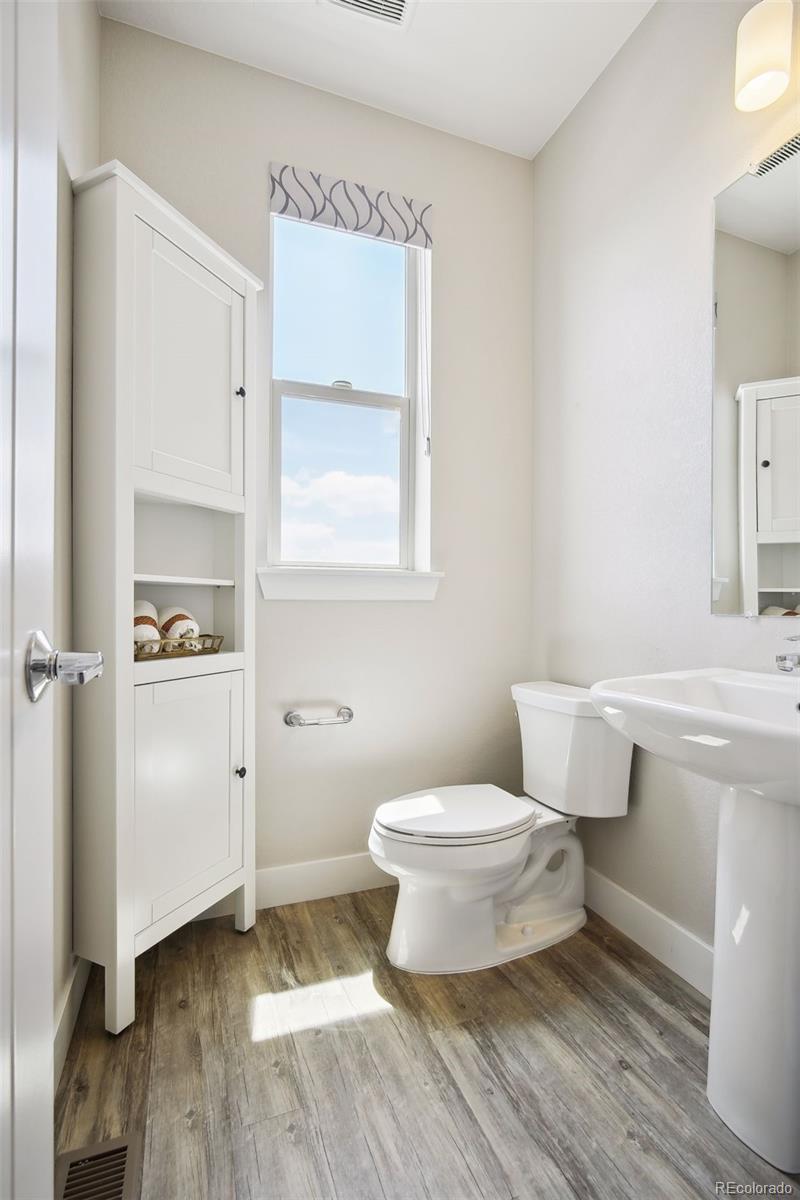 8622 East 47th Avenue Denver, CO 80238 - Photo 11 of 25