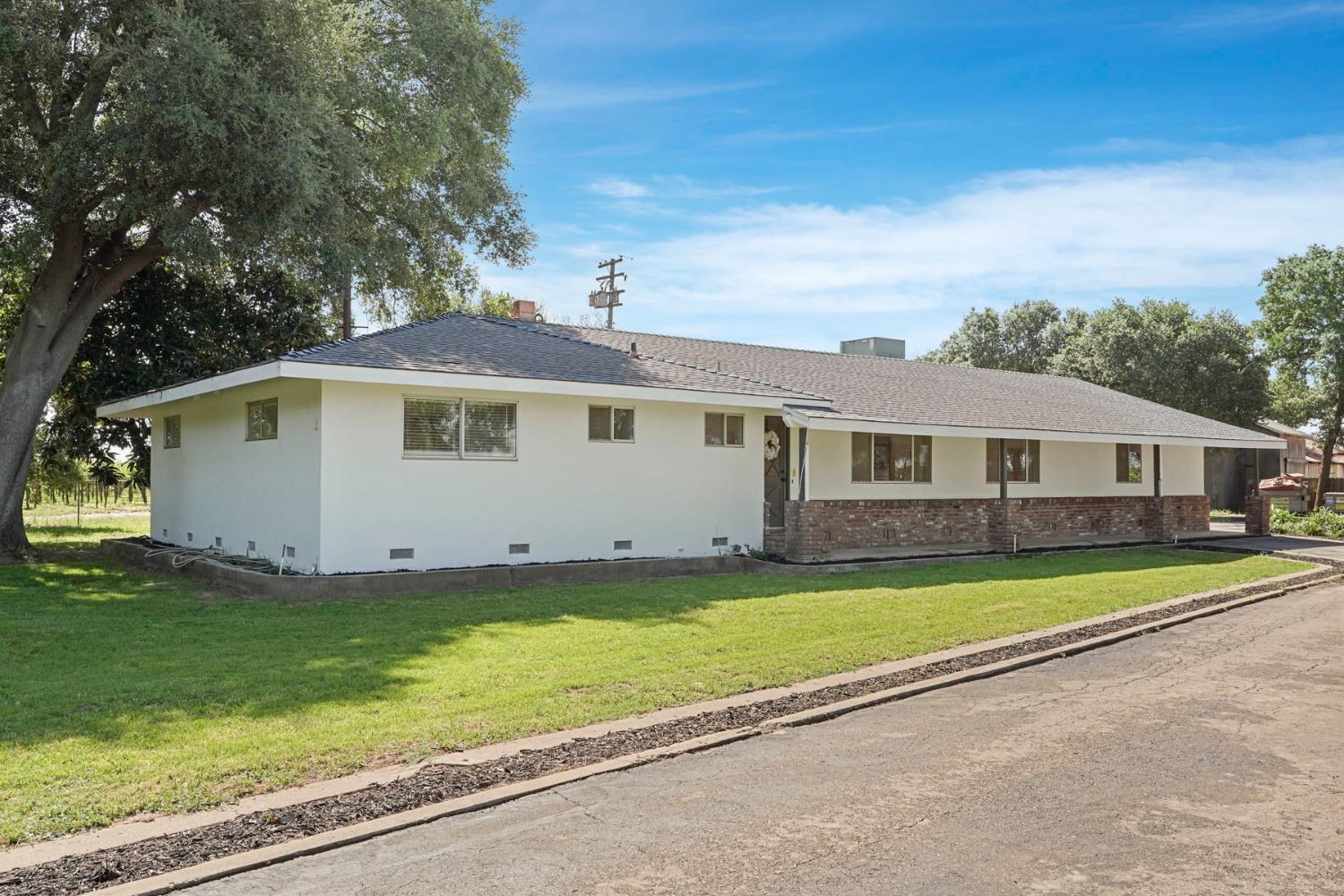 9690 Kost Road Galt, CA 95632 - Photo 3 of 42