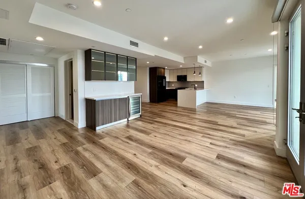 $5,980 | 5801 Camerford Avenue, Unit PH6, Los Angeles, CA 90038