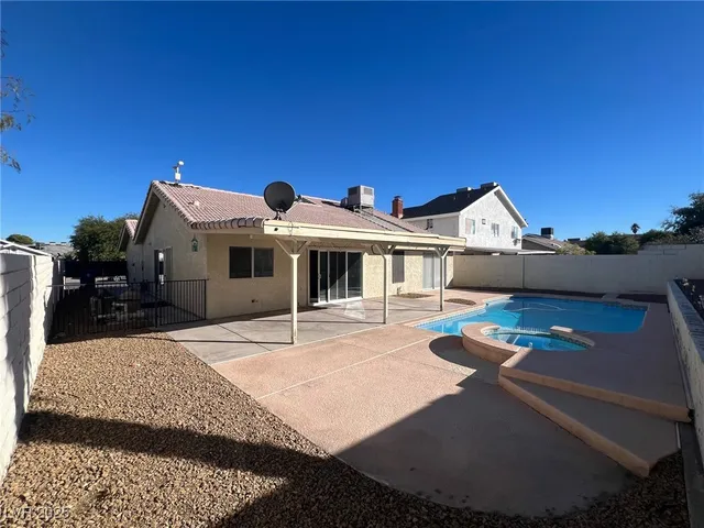 $2,100 | 3737 Prosperity Lane, Las Vegas, NV 89147