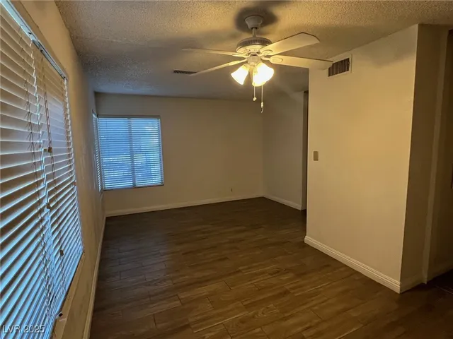 $2,100 | 3737 Prosperity Lane, Las Vegas, NV 89147