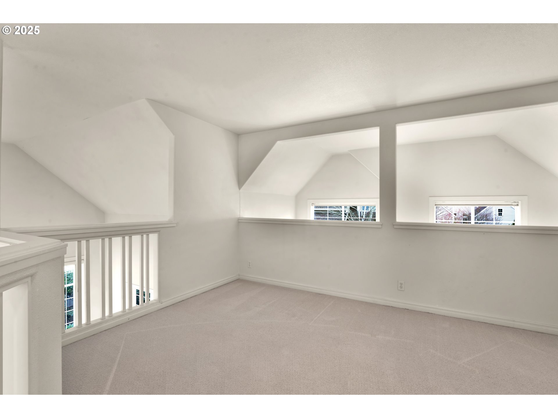 578 Covey Lane Eugene, OR 97401 - Photo 25 of 38 Loft