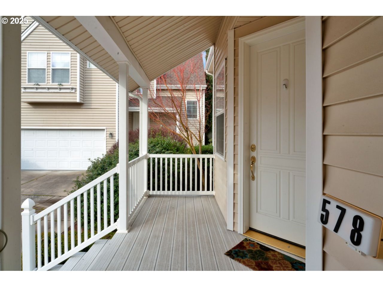 578 Covey Lane Eugene, OR 97401 - Photo 3 of 38