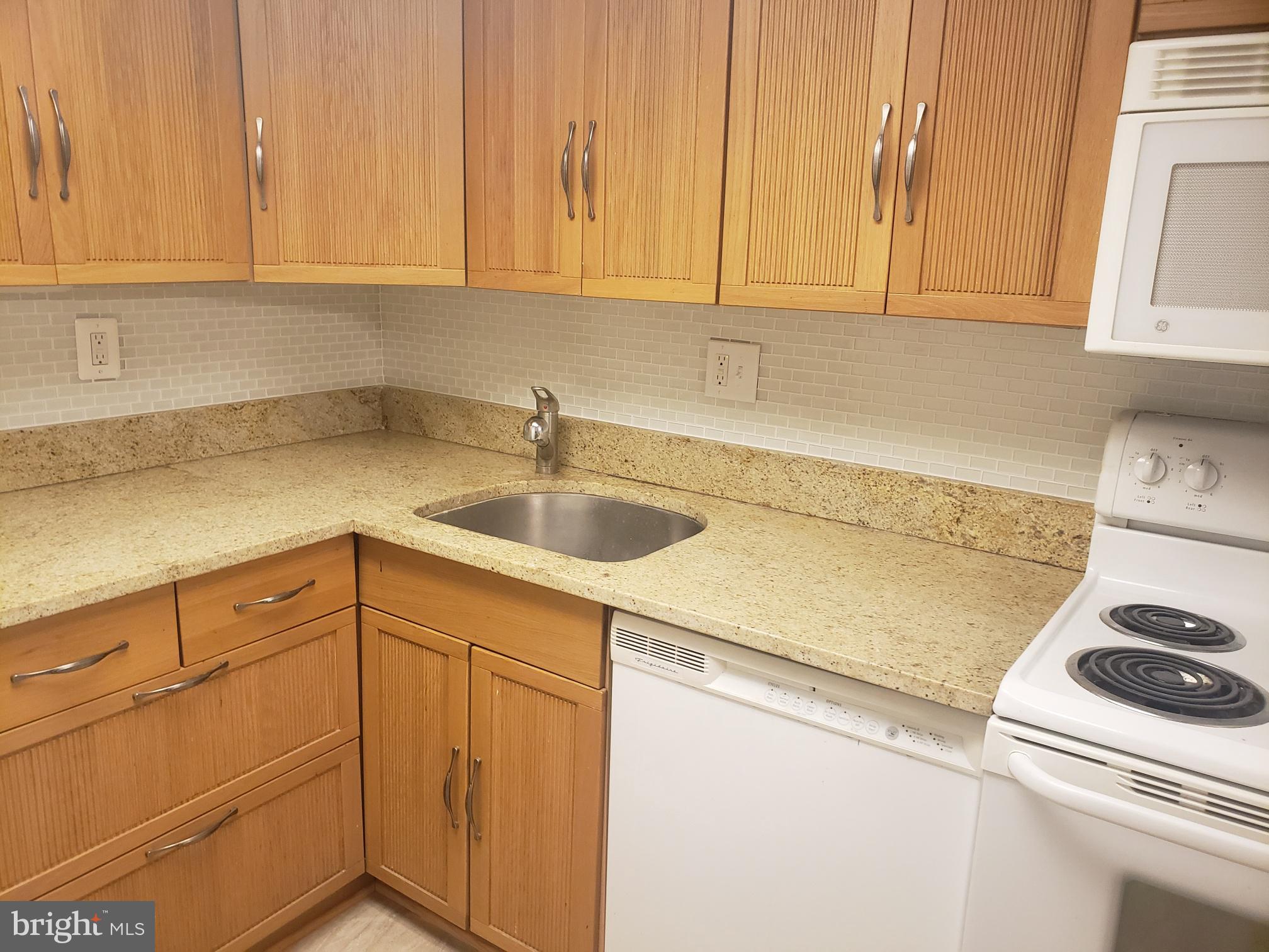 1747 Q Street Northwest, Unit 5 Washington, DC 20009 - Photo 6 of 15