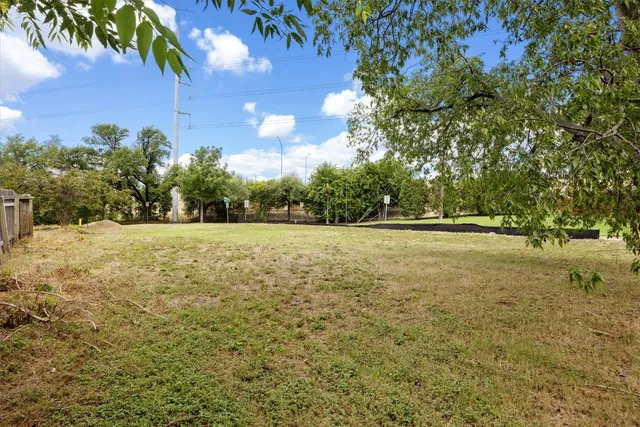 a view of outdoor space with yard