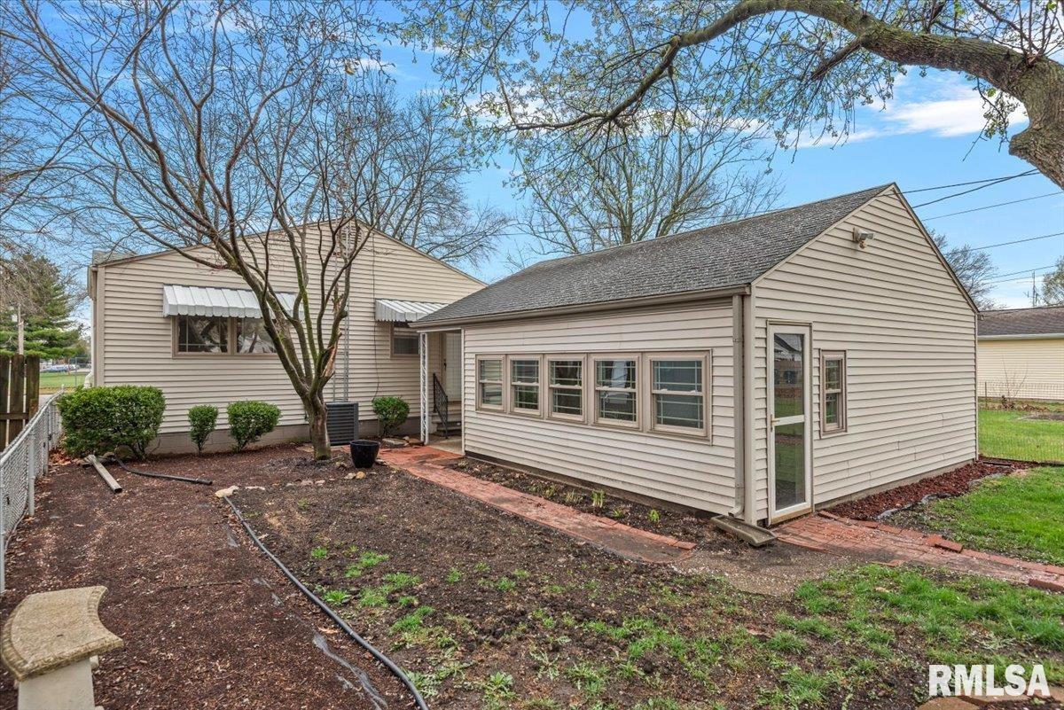 2501 South College Street Springfield, IL 62704 - Photo 18 of 19