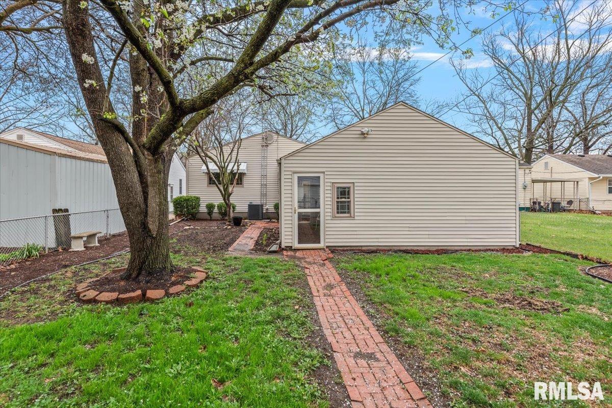 2501 South College Street Springfield, IL 62704 - Photo 19 of 19