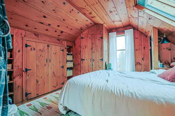 $429,900 | 60 Wilder Street, Peterborough, NH 03458