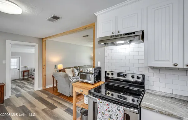 $199,900 | 205 West Pine Drive, Pearl, MS 39208