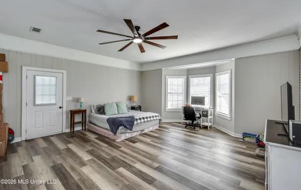 $199,900 | 205 West Pine Drive, Pearl, MS 39208